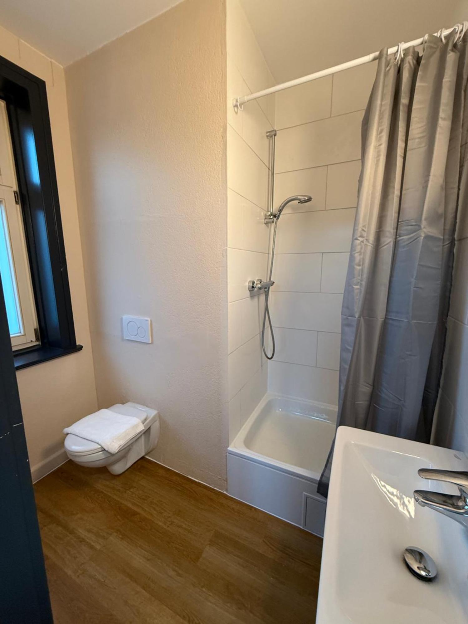 לוסטנאו Crown Living Villa Blumenau Studios, Smarttv, Parkplatz מראה חיצוני תמונה